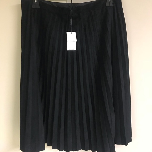 NWT Calvin Klein Accordion Pleat Faux Suede Skirt - Picture 2 of 7